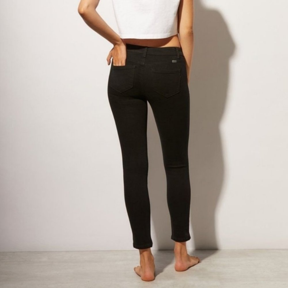 New 1822 Women 18 Black Skinny High Rise Pull On Comfort Jean Ankle Crop Stretch